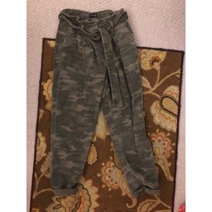 Topshop Tie Waist Camo Pant Sz 4